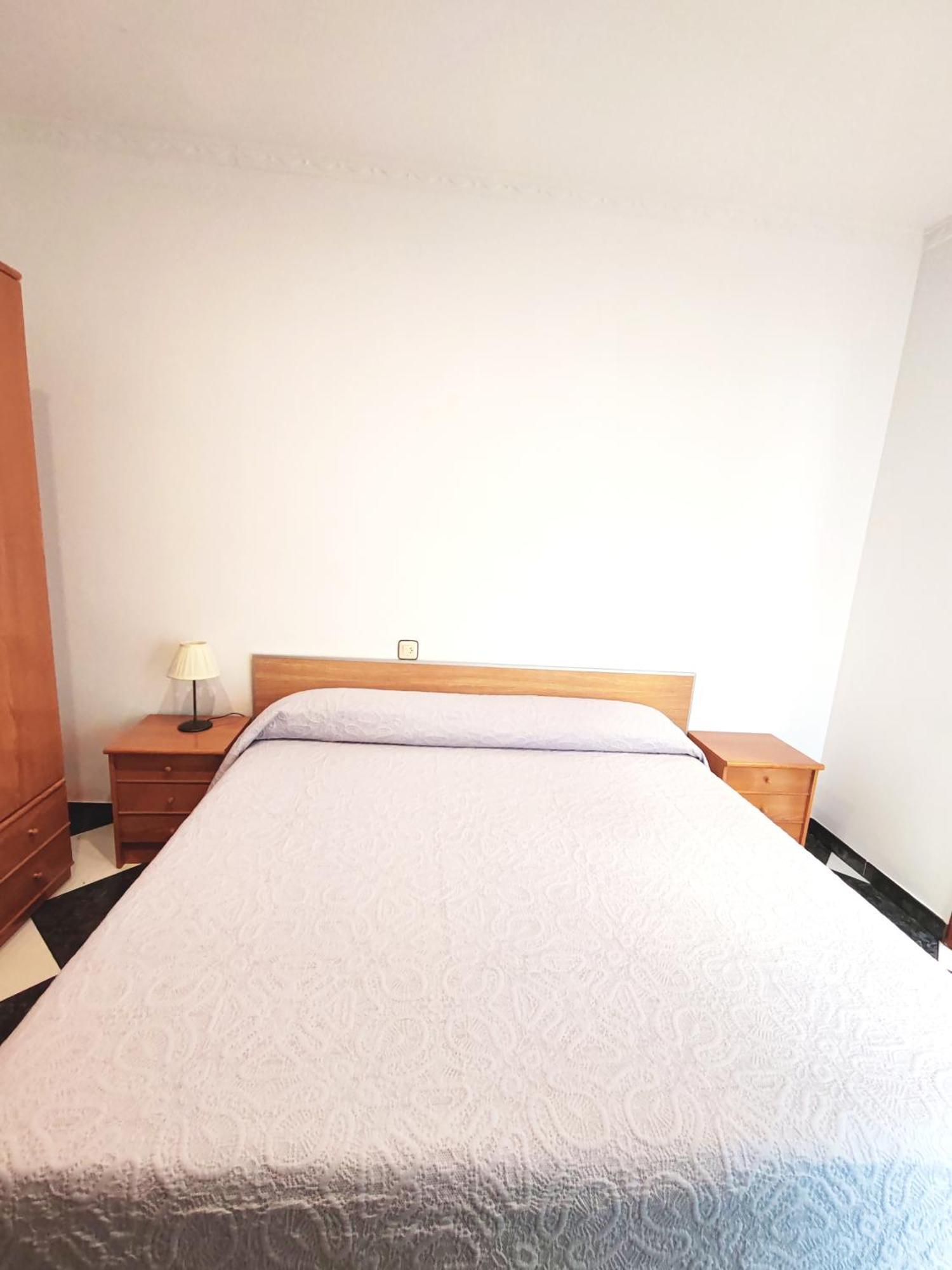 Hostal Los Amigos Сируэла Экстерьер фото