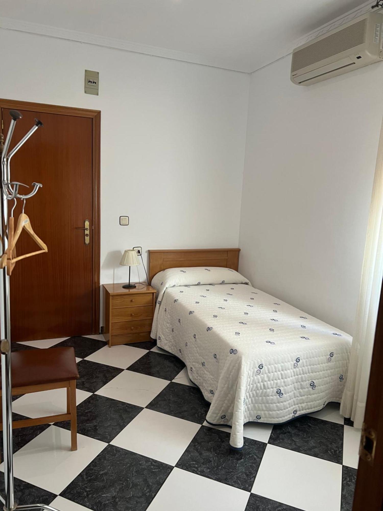 Hostal Los Amigos Сируэла Экстерьер фото